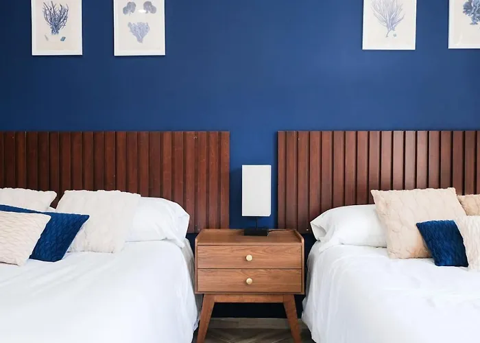 King Bed Retreat Parking Ideal Workspace